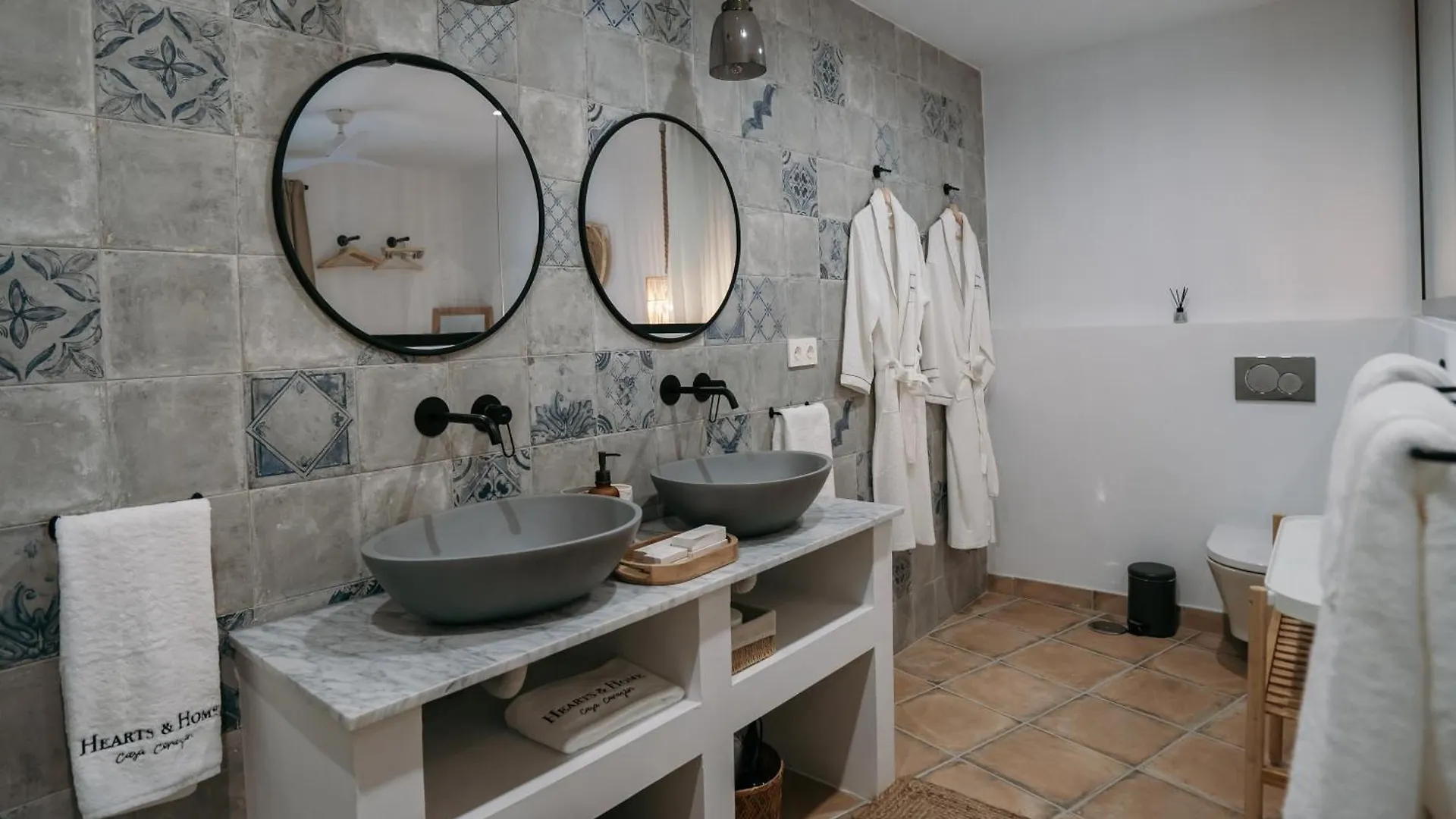 Hearts & Home Mijas Bed and breakfast